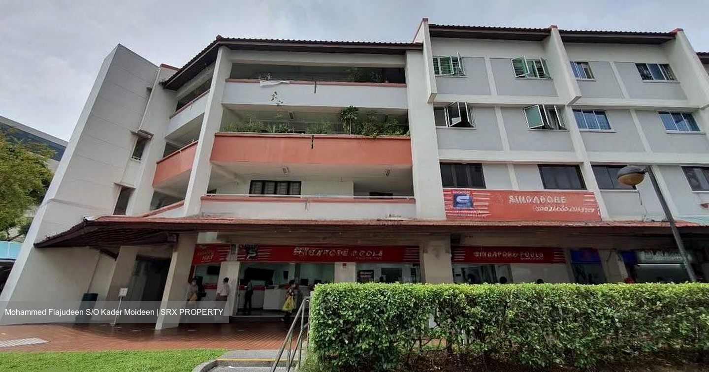 Hougang Avenue 1 (D19), Shop House #623033171